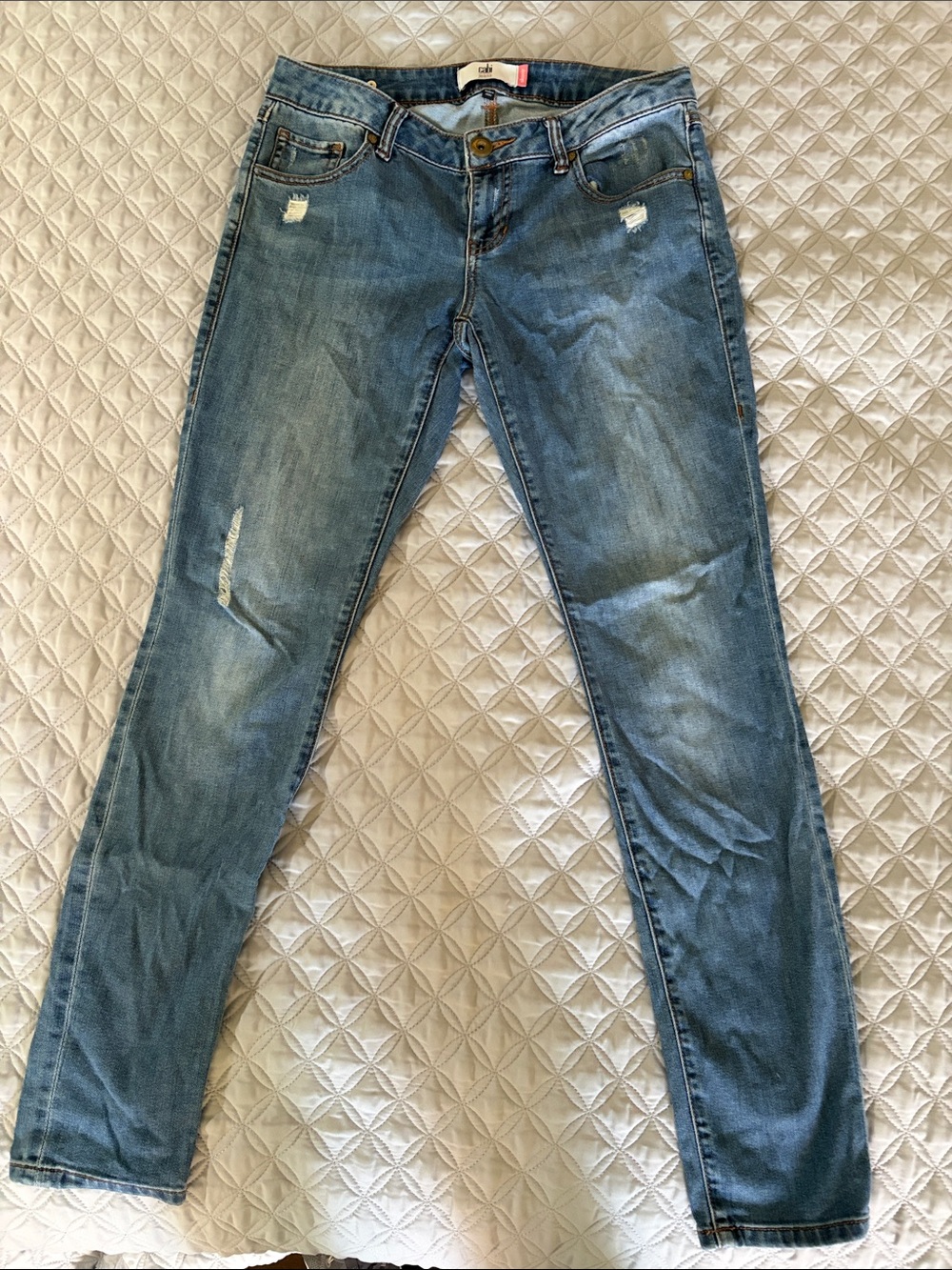 Cabi Women’s Blue Distressed Skinny Jeans